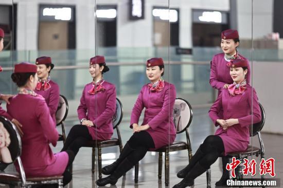 重庆高铁乘务员服务礼仪培训中的摄影摄像服务应用