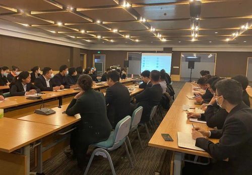 提升精品服务水平 开展宴会服务礼仪培训与摄影服务专项课程